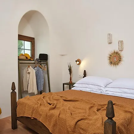 Masseria Mezzamira Фермерский дом